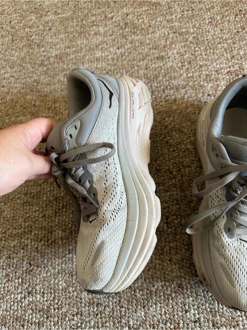 Hoka Bondi 8 Gray Running Sneakers women’s size 7.5